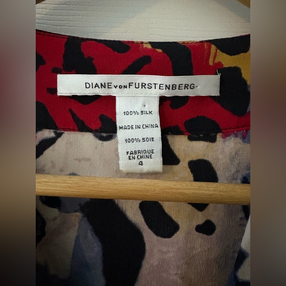 Diane Von Furstenberg silk Sabine dress size 4 pockets colourful animal print - Picture 3 of 10